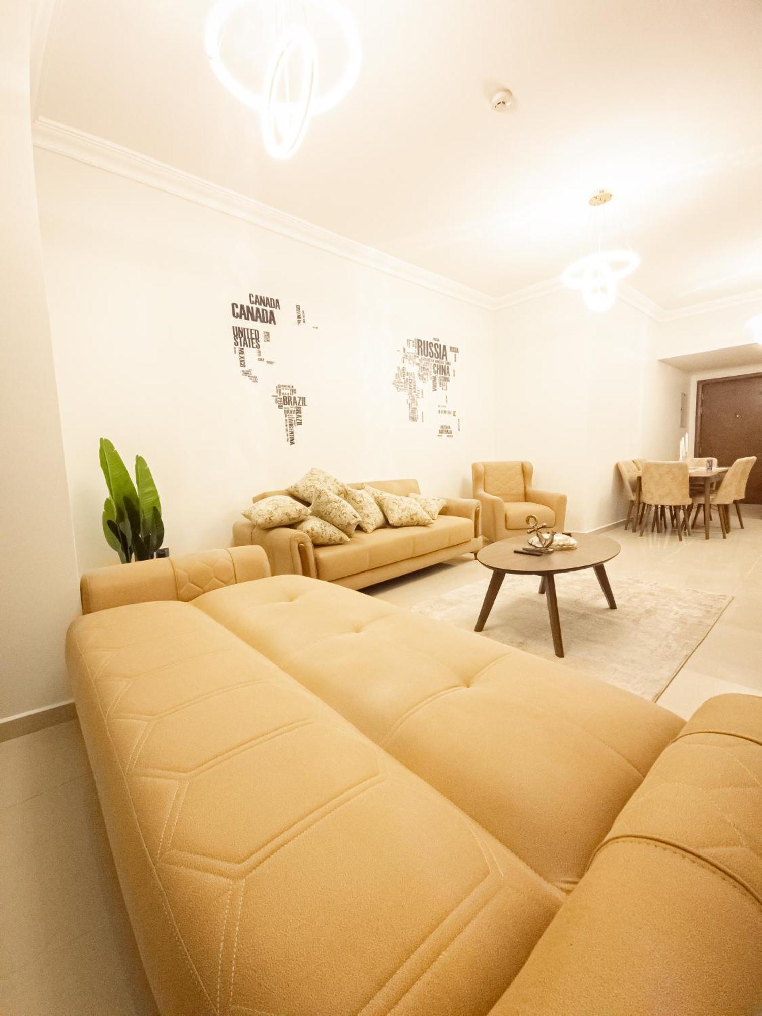 Apartment Lavish 1 Bedroom Downtown